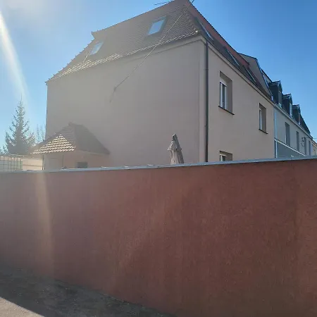 Lupus Zawioszony Do Konca 23 R Hotell