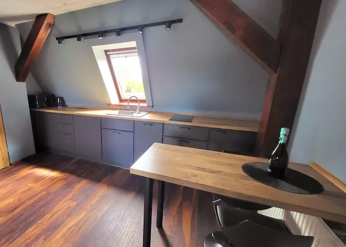 Lupus Zawioszony Do Konca 23 R 호텔 *